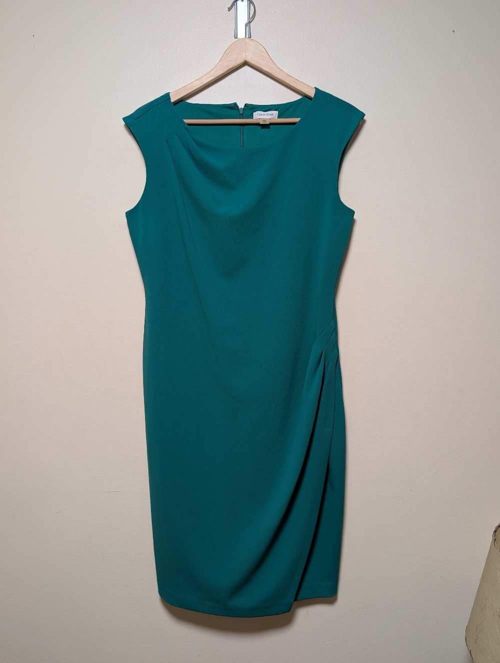Calvin Klein Sheath Dress Green Size 12 Ruched Midi Career - Picture 2 of 7